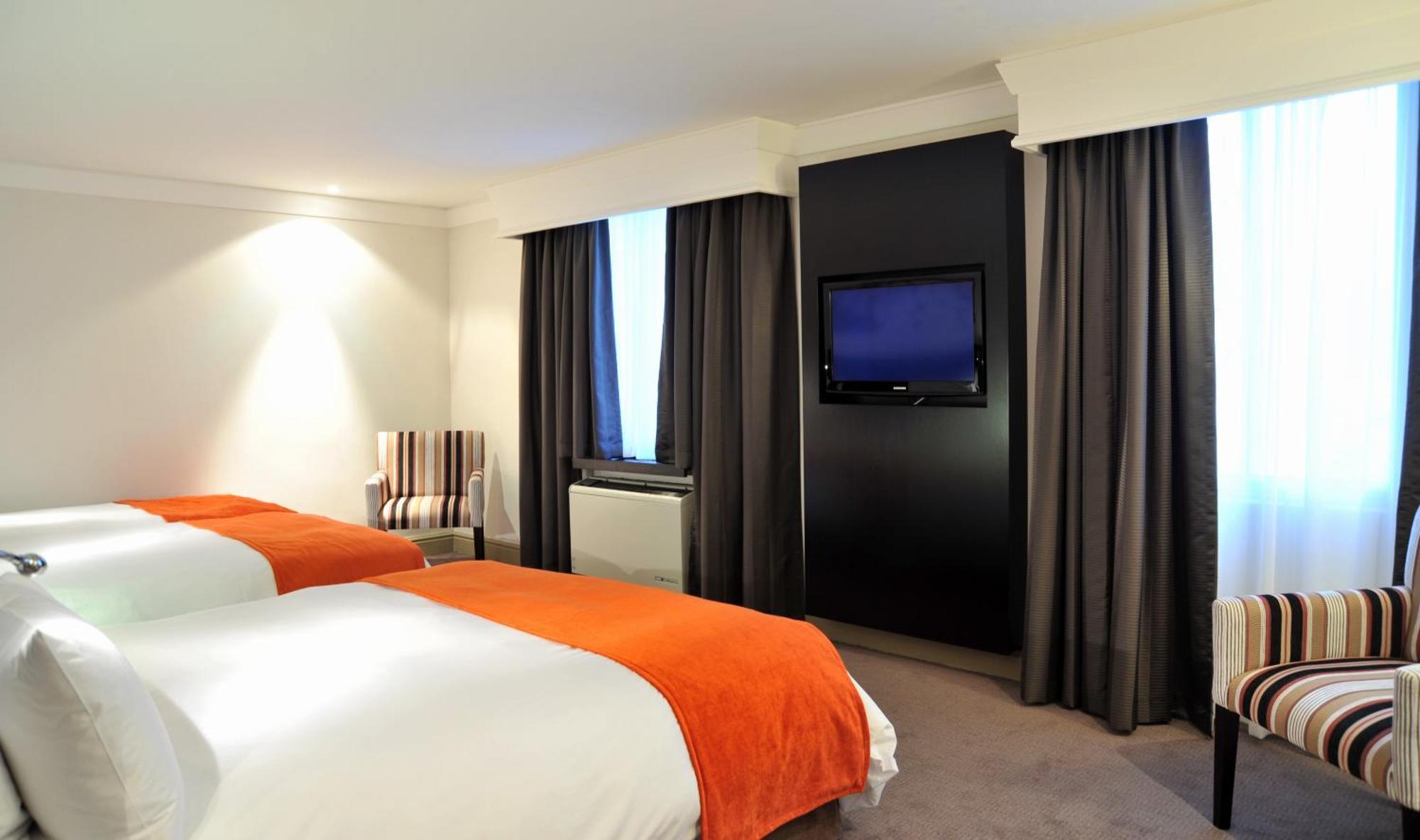 Onomo Hotel Cape Town - Inn On The Square Exterior photo