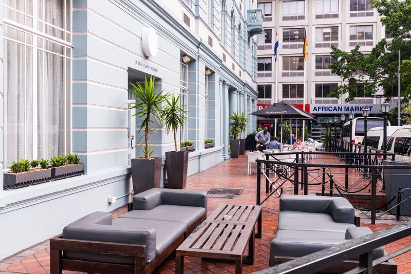 Onomo Hotel Cape Town - Inn On The Square Exterior photo