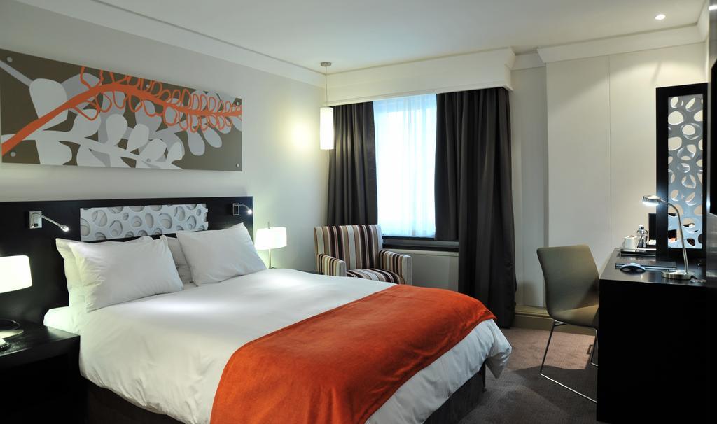 Onomo Hotel Cape Town - Inn On The Square Exterior photo